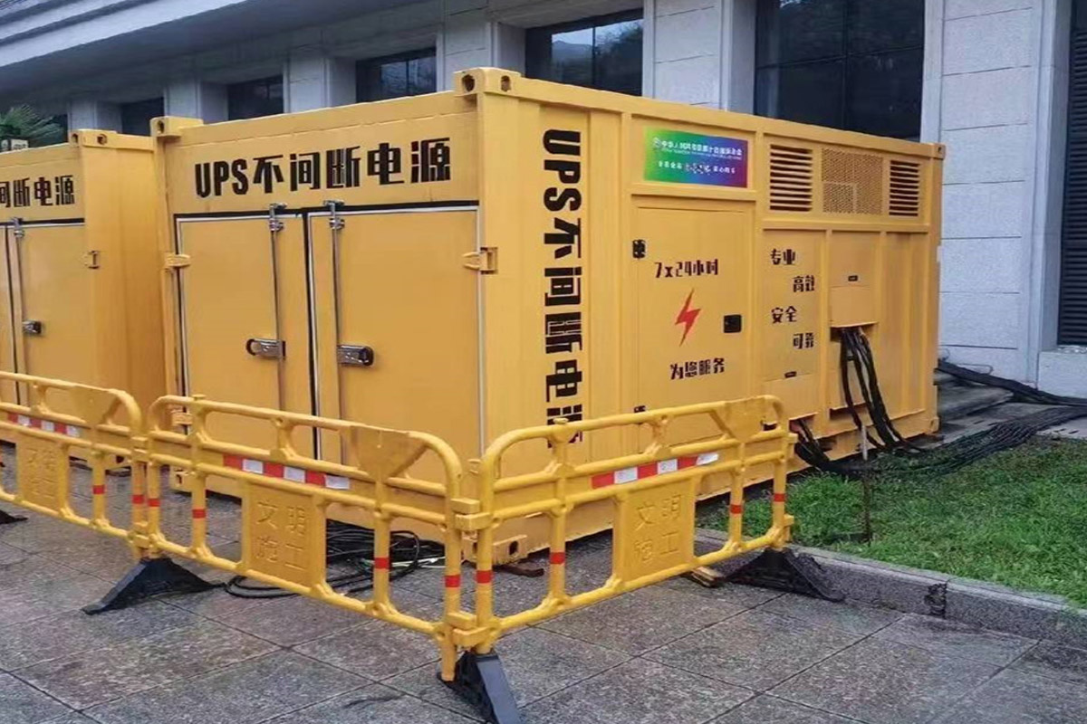 綦江发电机租赁施工现场